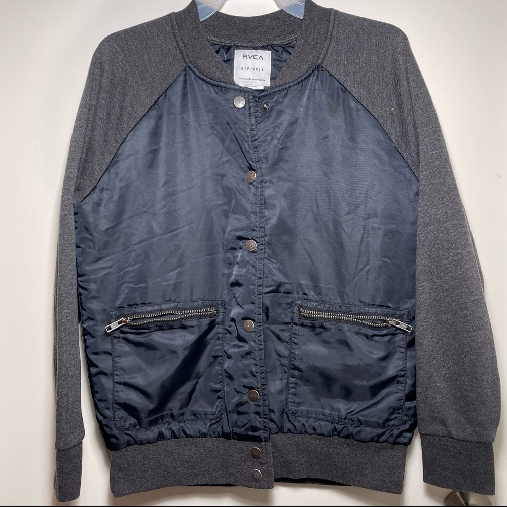 RVCA Bomber (W) Jacket Black Grey Snap Closure Quilted lining womens